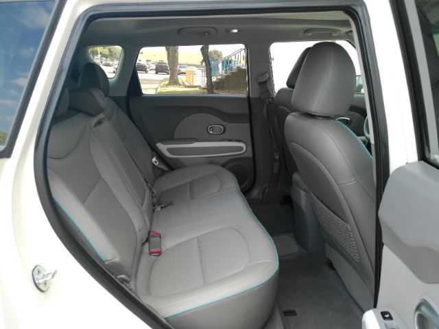 2019 Kia Soul EV + Plano TX