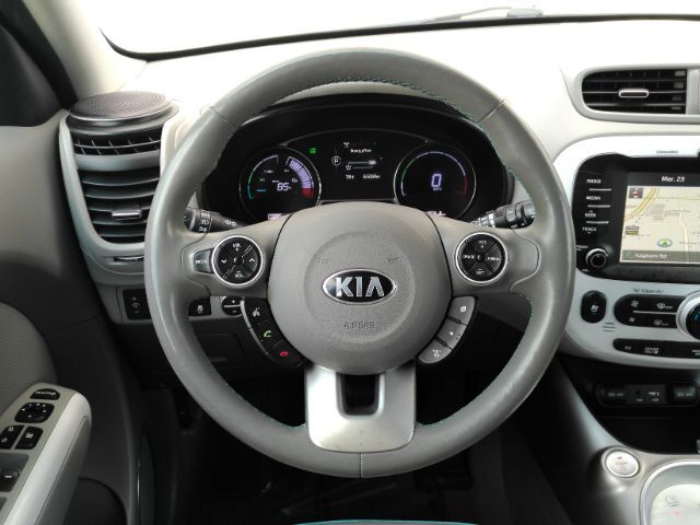 2019 Kia Soul EV + Plano TX