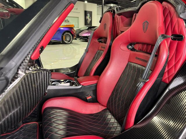 2019 Koenigsegg Regera $3,241,175 STICKER!!! Ghost Package, one-off paint, carbon wheels, power upgrade AND MUCH MORE!!! Fort Lauderdale FL