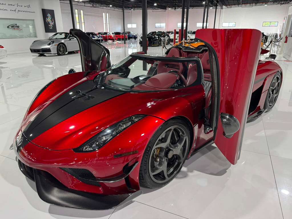 2019 Koenigsegg Regera $3,241,175 STICKER!!! Ghost Package, one-off paint, carbon wheels, power upgrade AND MUCH MORE!!! Fort Lauderdale FL