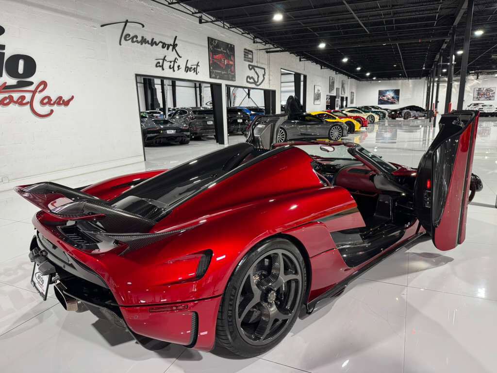 2019 Koenigsegg Regera $3,241,175 STICKER!!! Ghost Package, one-off paint, carbon wheels, power upgrade AND MUCH MORE!!! Fort Lauderdale FL