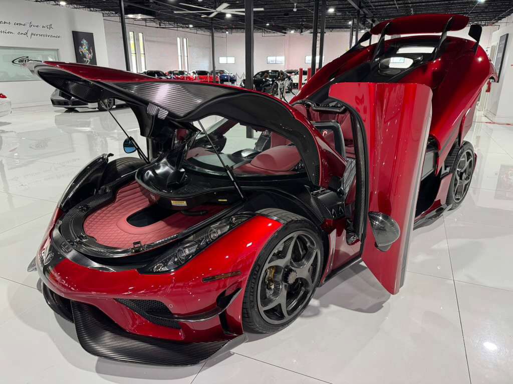 2019 Koenigsegg Regera $3,241,175 STICKER!!! Ghost Package, one-off paint, carbon wheels, power upgrade AND MUCH MORE!!! Fort Lauderdale FL