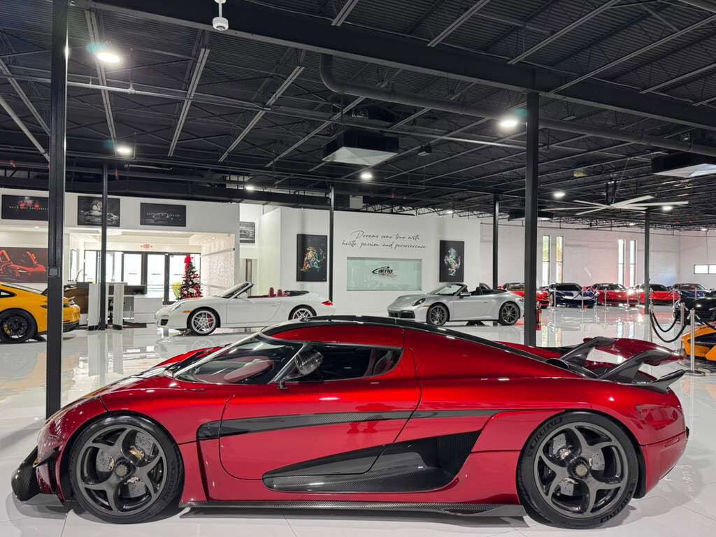 2019 Koenigsegg Regera $3,241,175 STICKER!!! Ghost Package, one-off paint, carbon wheels, power upgrade AND MUCH MORE!!! Fort Lauderdale FL