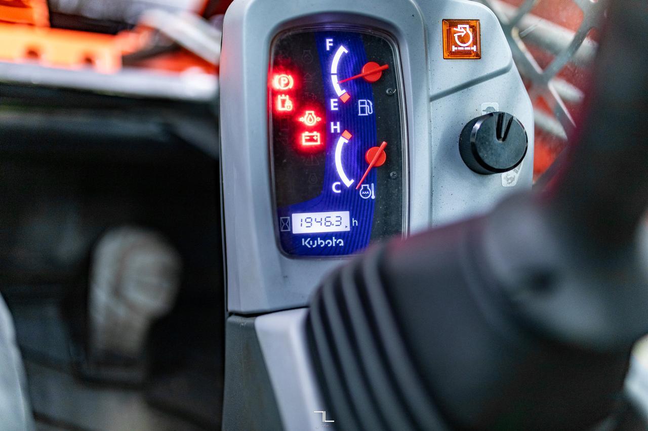 2019 Kubota SVL 65-2 Tracked Skid Steer Loader Diesel Red Deer AB