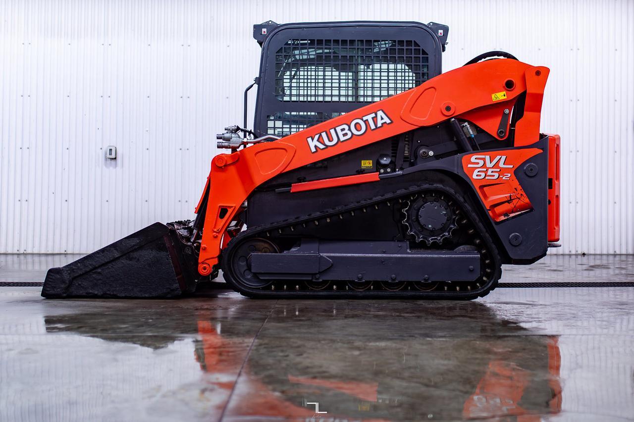 2019 Kubota SVL 65-2 Tracked Skid Steer Loader Diesel Red Deer AB