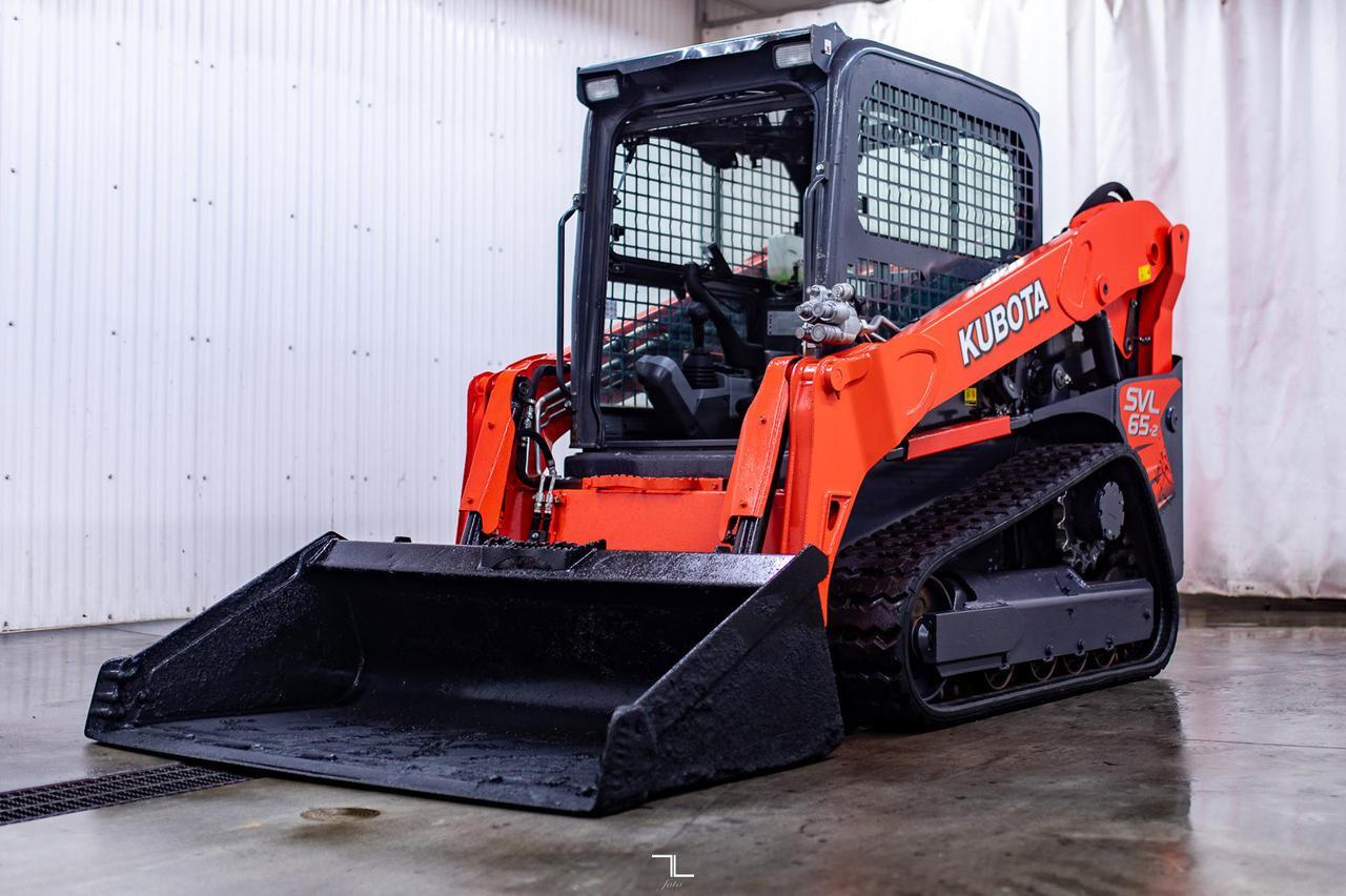 2019 Kubota SVL 65-2 Tracked Skid Steer Loader Diesel Red Deer AB