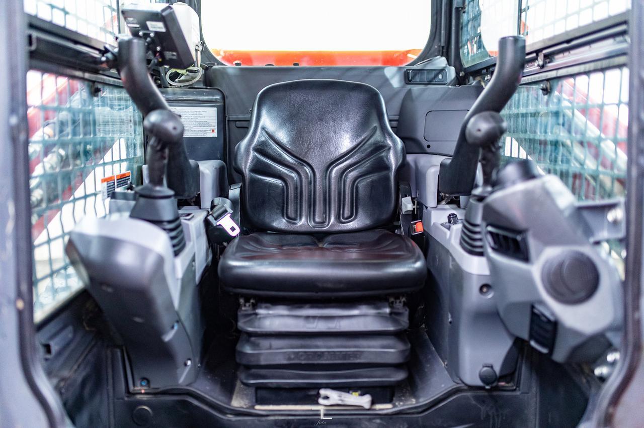 2019 Kubota SVL 65-2 Tracked Skid Steer Loader Diesel Red Deer AB