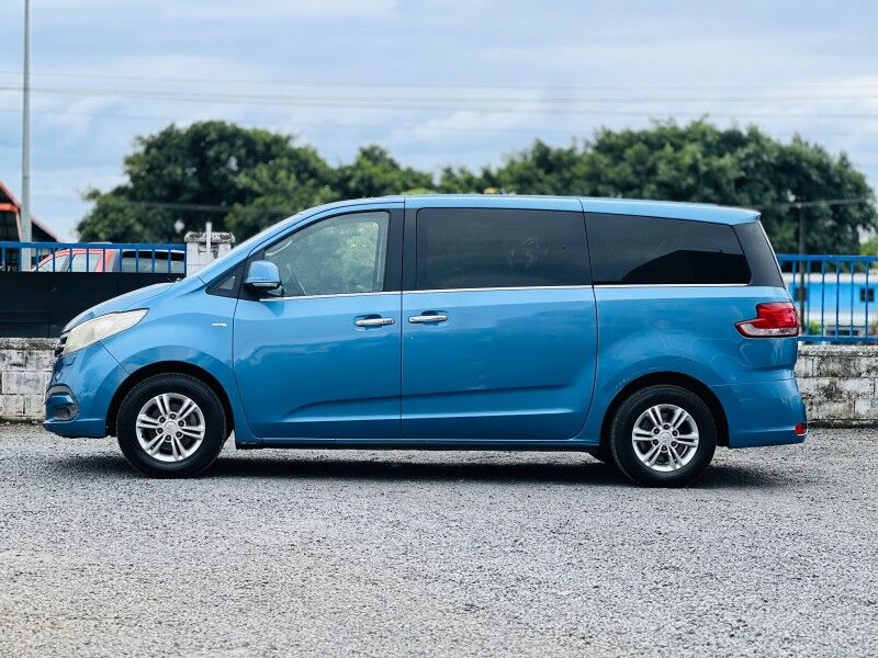 2019 LDV G10 9-Seater