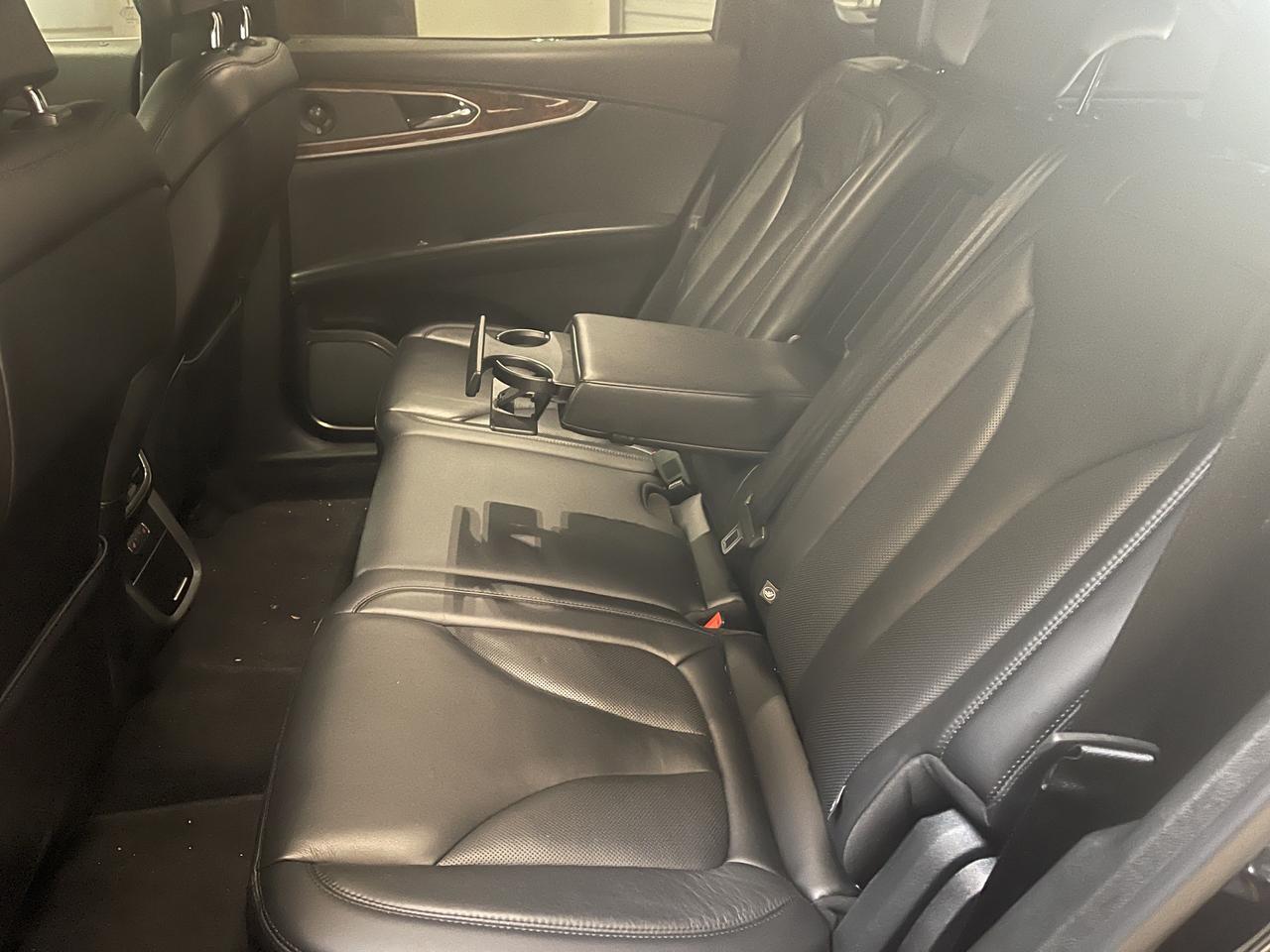 2019 Lincoln Nautilus Reserve photo 15