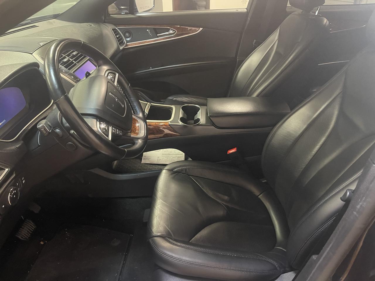 2019 Lincoln Nautilus Reserve photo 17