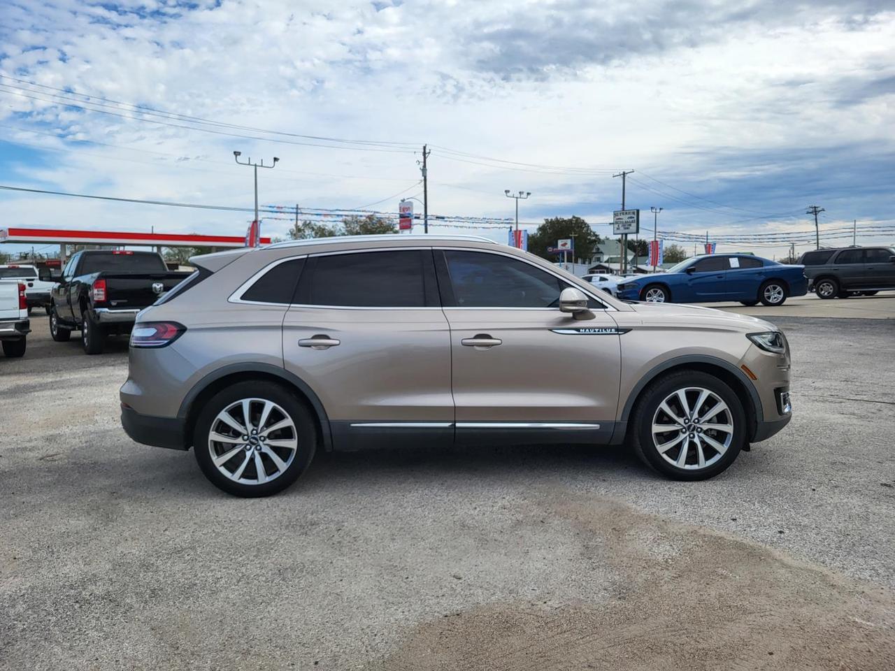 2019 LINCOLN Nautilus Select Beeville TX