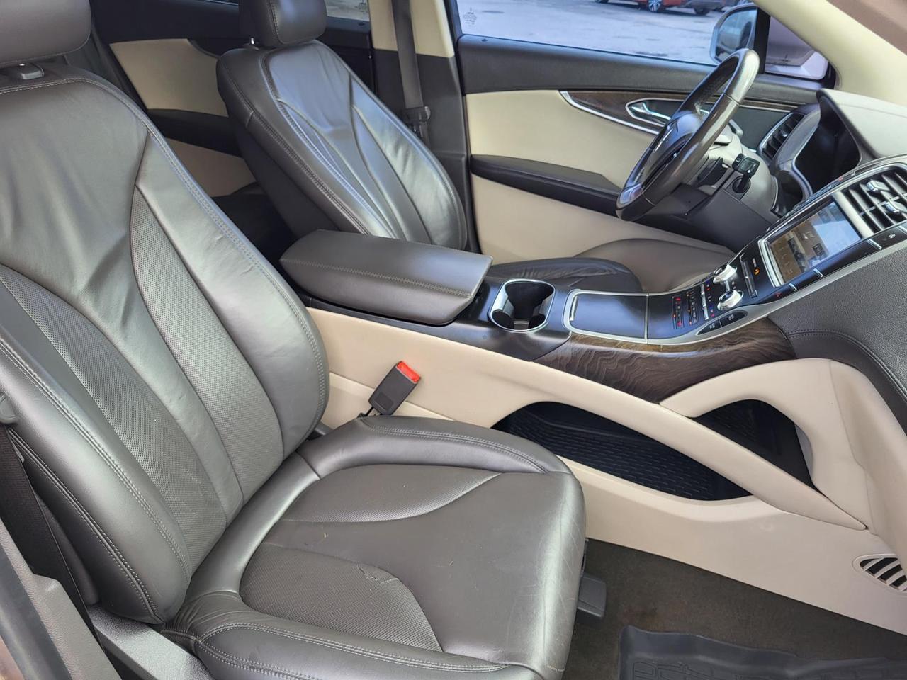 2019 LINCOLN Nautilus Select FWD Beeville TX