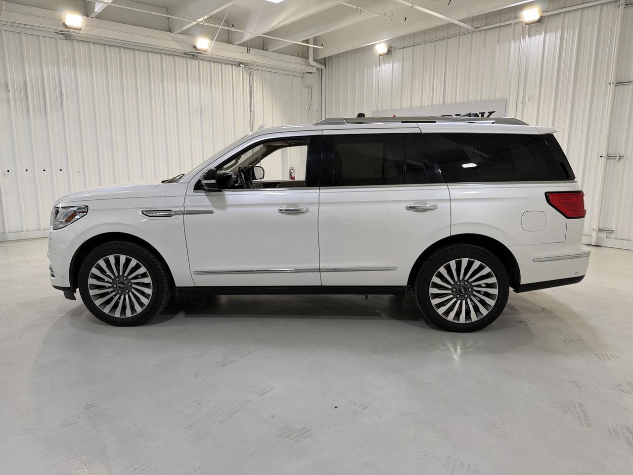 2019 LINCOLN Navigator Reserve