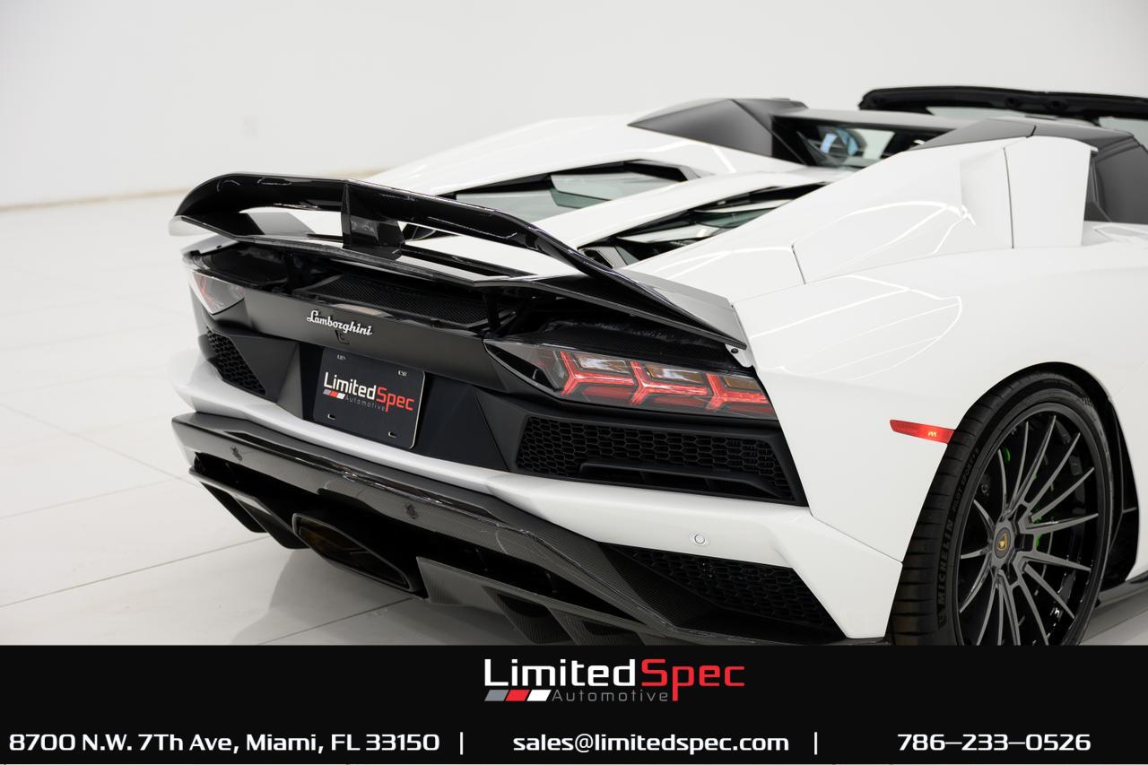 2019 Lamborghini Aventador Roadster Miami FL