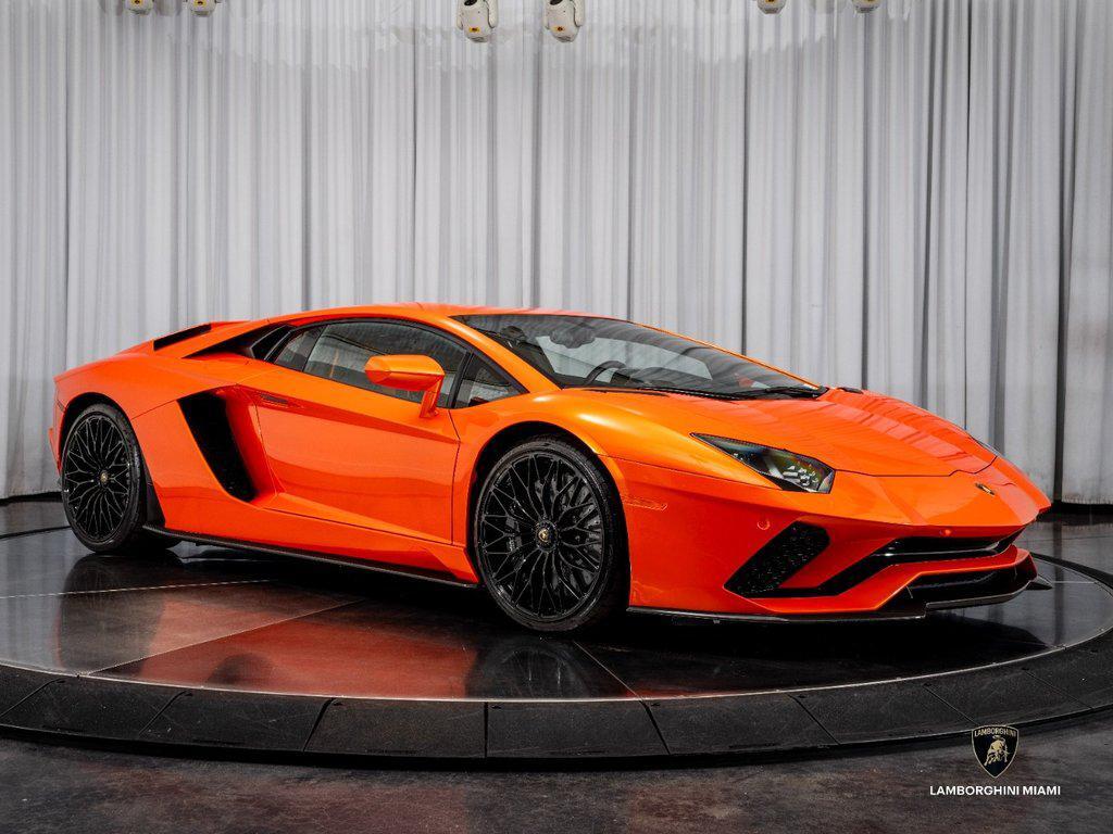 2019 Lamborghini Aventador S Coupe North Miami Beach FL