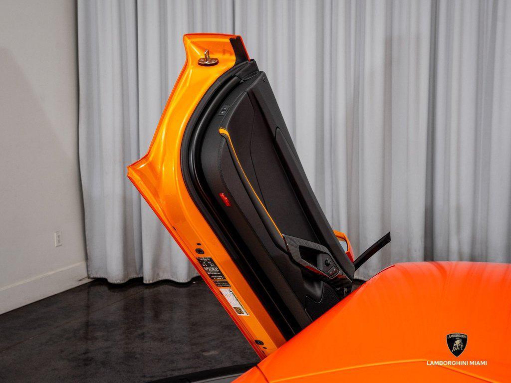 2019 Lamborghini Aventador S Coupe North Miami Beach FL