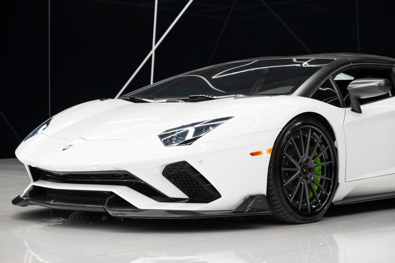 2019 Lamborghini Aventador S Roadster Miami FL