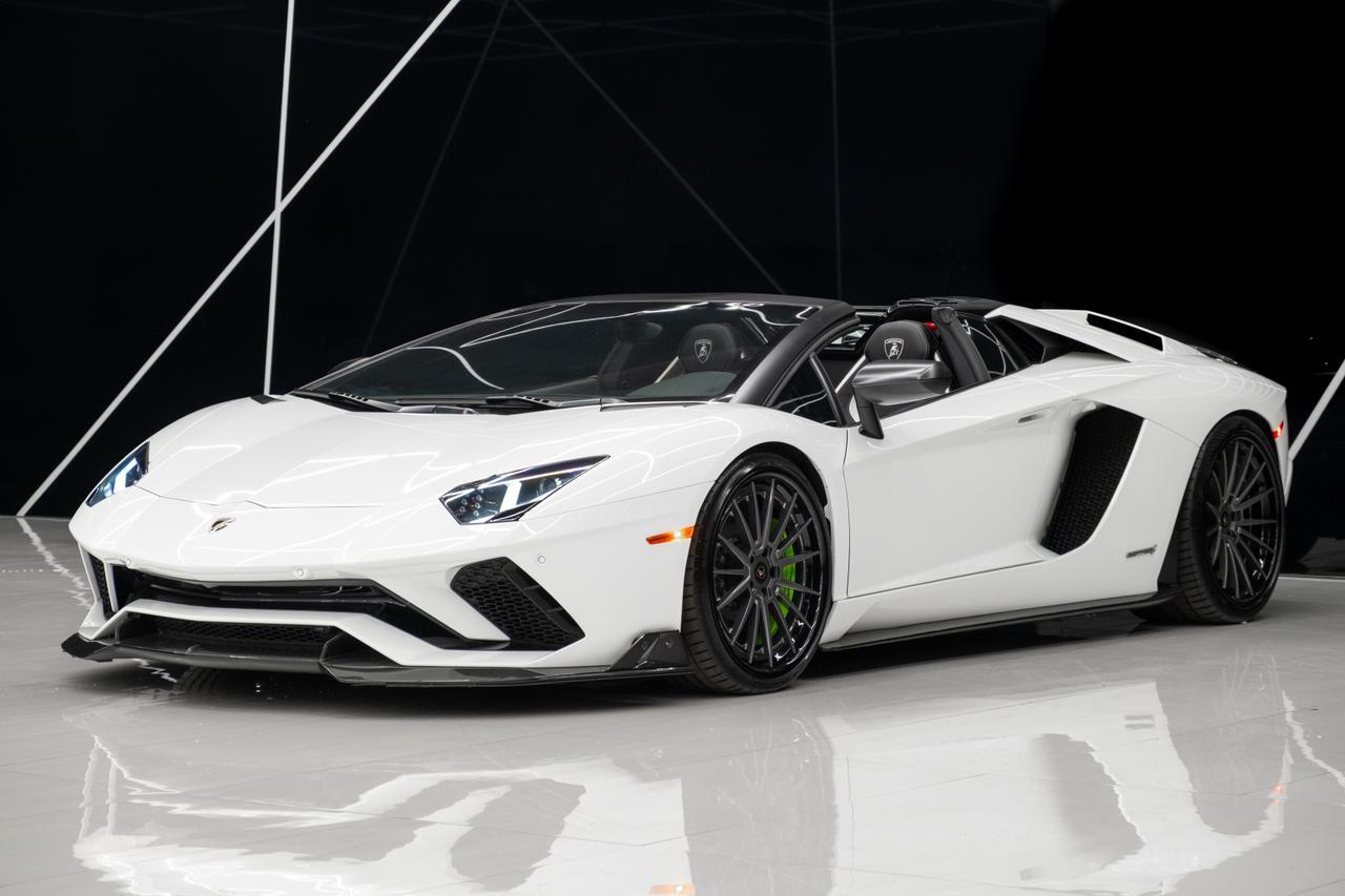 2019 Lamborghini Aventador S Roadster Miami FL
