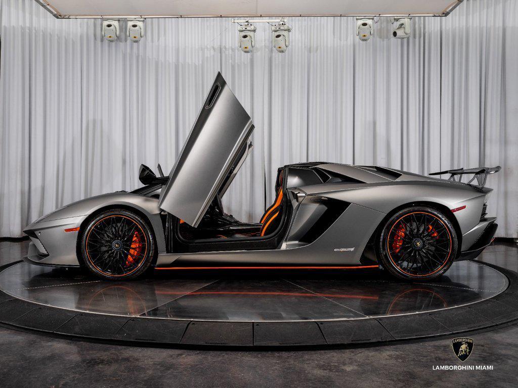 2019 Lamborghini Aventador S Roadster North Miami Beach FL