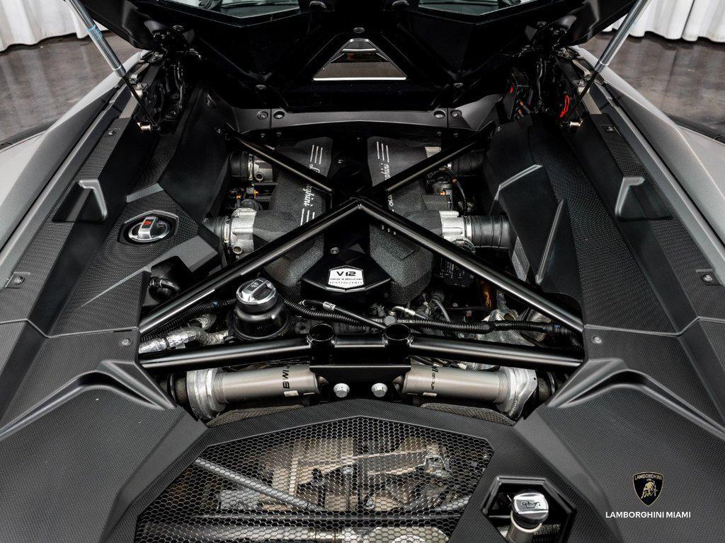 2019 Lamborghini Aventador S Roadster North Miami Beach FL
