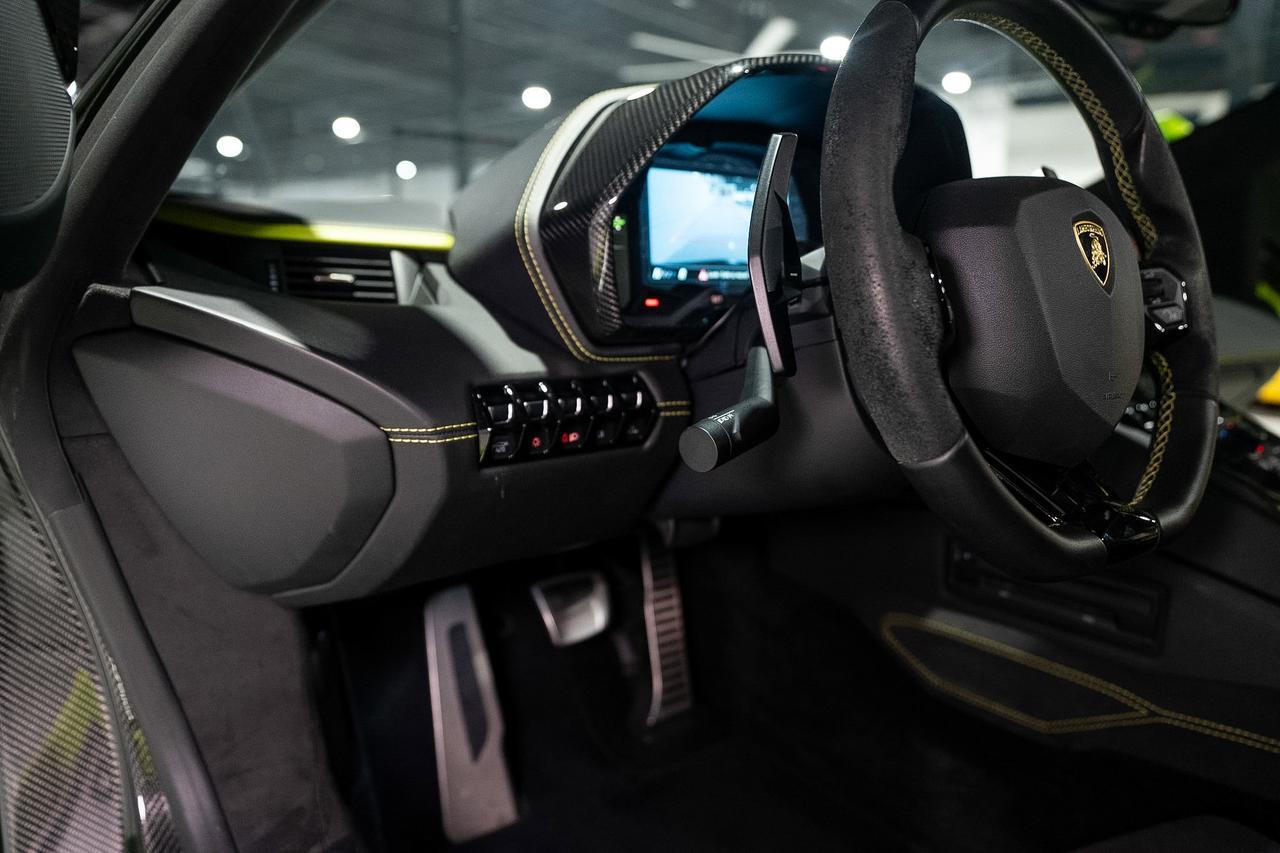 2019 Lamborghini Aventador S Roadster Verde Shock paint, Verde Mantis calipers/springs, Ad Personam interior AND MUCH MORE!! Fort Lauderdale FL