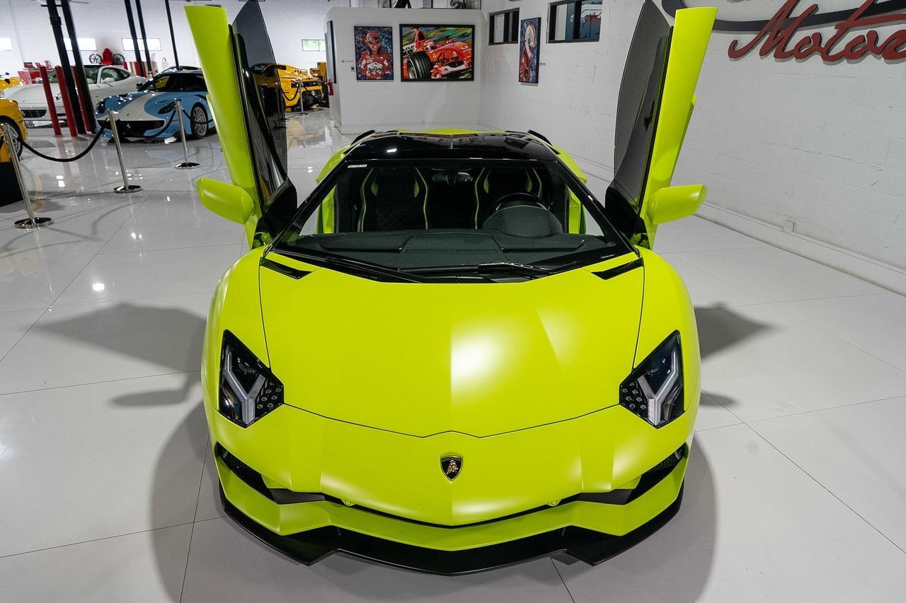 2019 Lamborghini Aventador S Roadster Verde Shock paint, Verde Mantis calipers/springs, Ad Personam interior AND MUCH MORE!! Fort Lauderdale FL