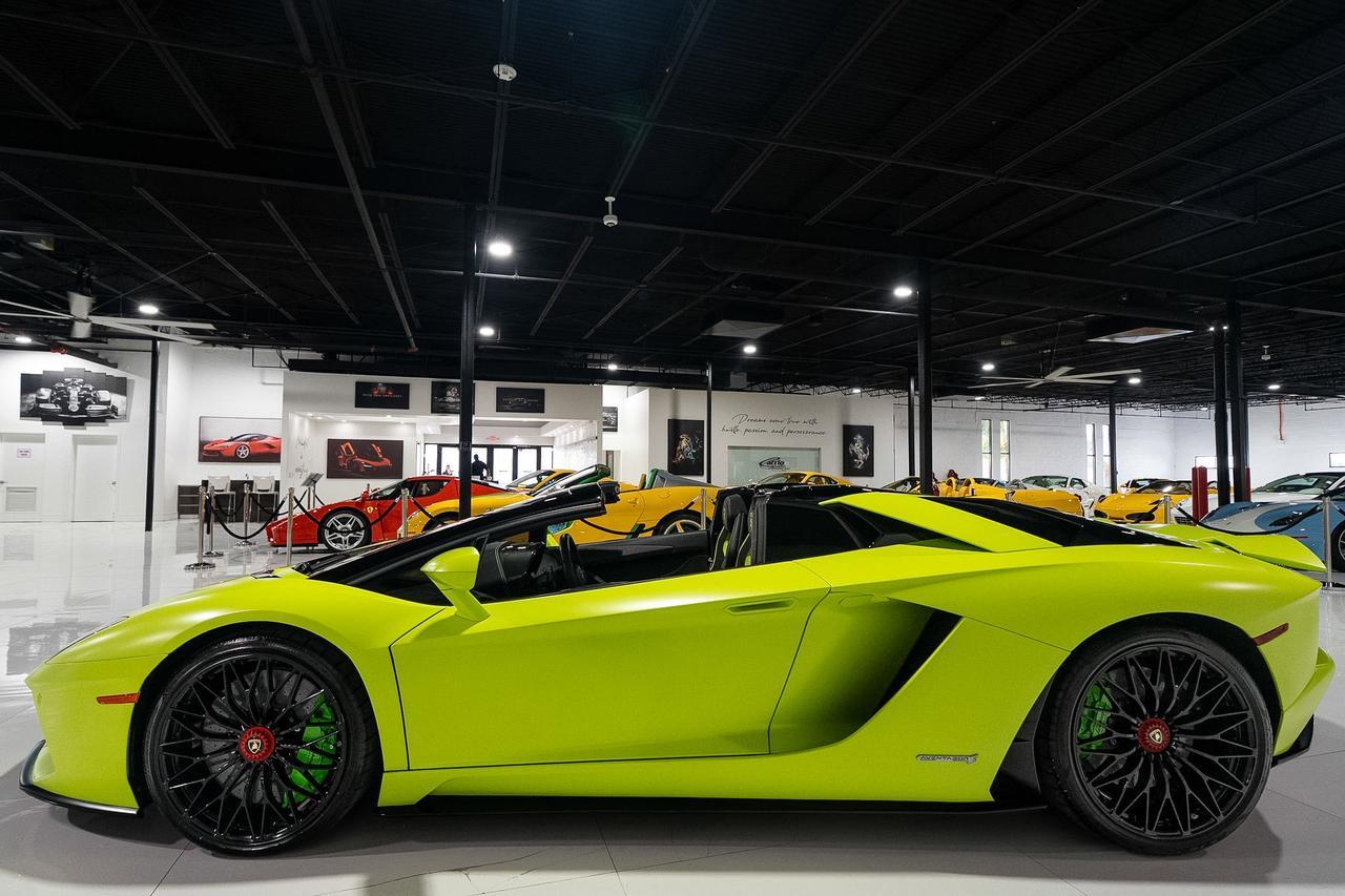 2019 Lamborghini Aventador S Roadster Verde Shock paint, Verde Mantis calipers/springs, Ad Personam interior AND MUCH MORE!! Fort Lauderdale FL