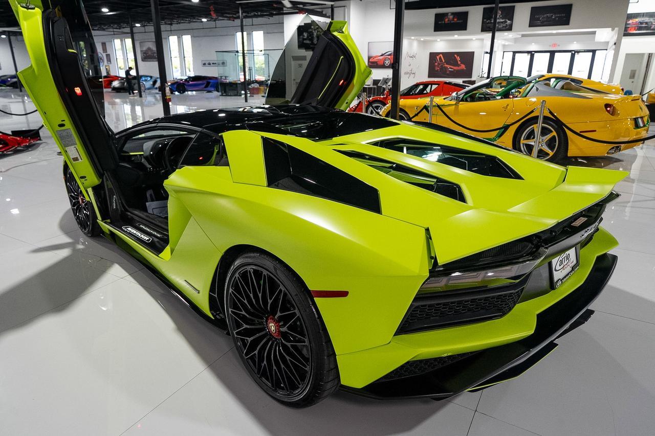 2019 Lamborghini Aventador S Roadster Verde Shock paint, Verde Mantis calipers/springs, Ad Personam interior AND MUCH MORE!! Fort Lauderdale FL