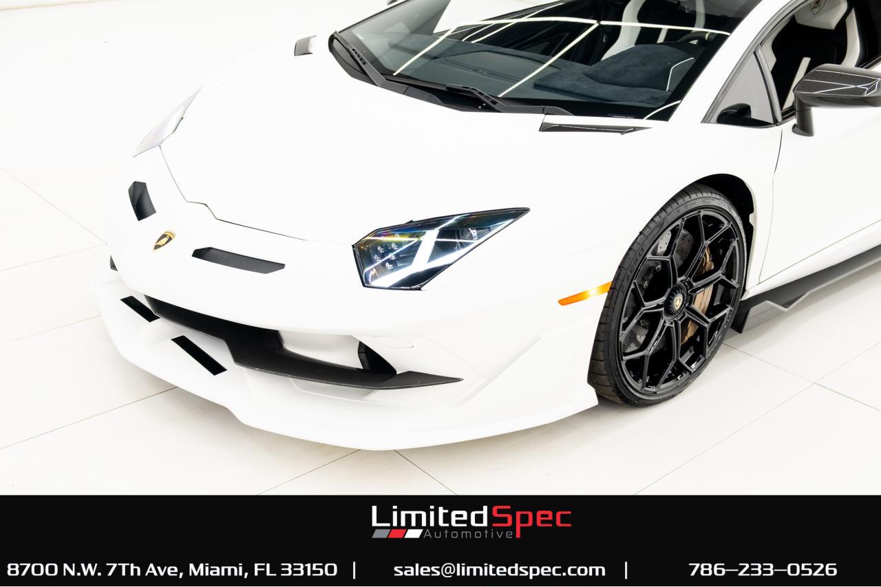 2019 Lamborghini Aventador SVJ Miami FL