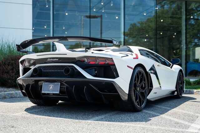 2019 Lamborghini Aventador SVJ Base Paramus NJ