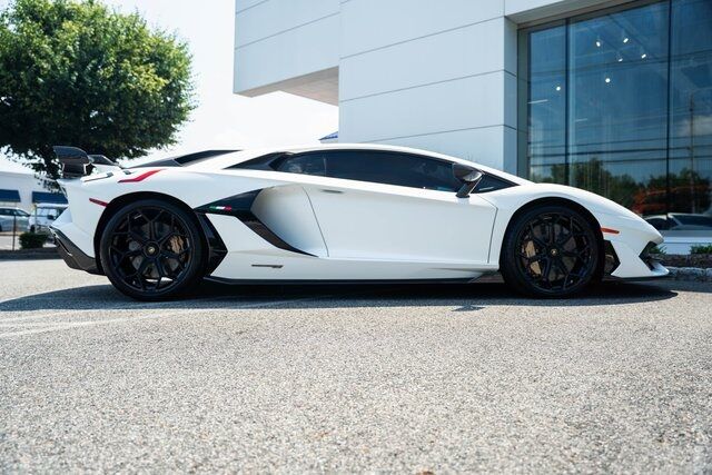 2019 Lamborghini Aventador SVJ Base Paramus NJ