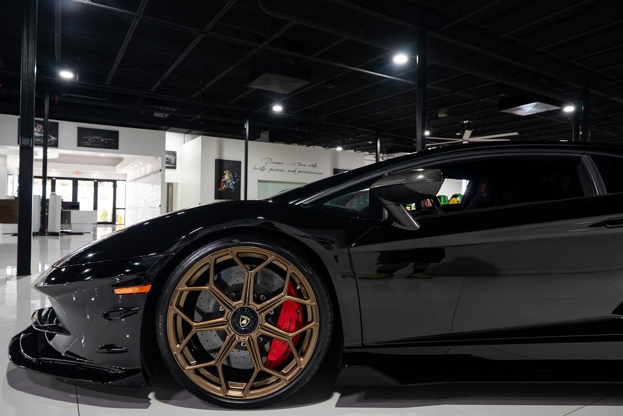 2019 Lamborghini Aventador SVJ Nero Aldebaran paint, Rosso Mars calipers, Ad Personam interior, carbon galore AND MUCH MORE!! Fort Lauderdale FL