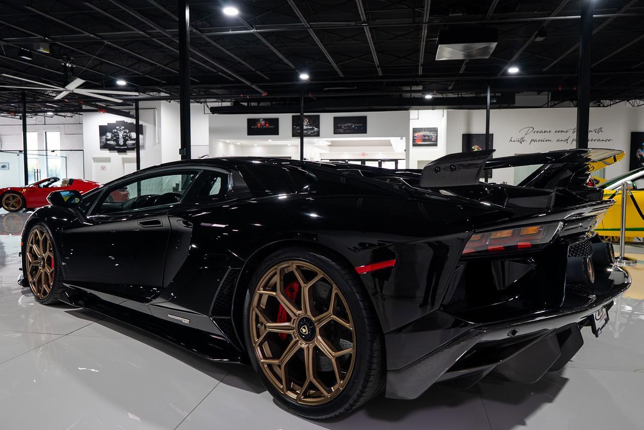 2019 Lamborghini Aventador SVJ Nero Aldebaran paint, Rosso Mars calipers, Ad Personam interior, carbon galore AND MUCH MORE!! Fort Lauderdale FL