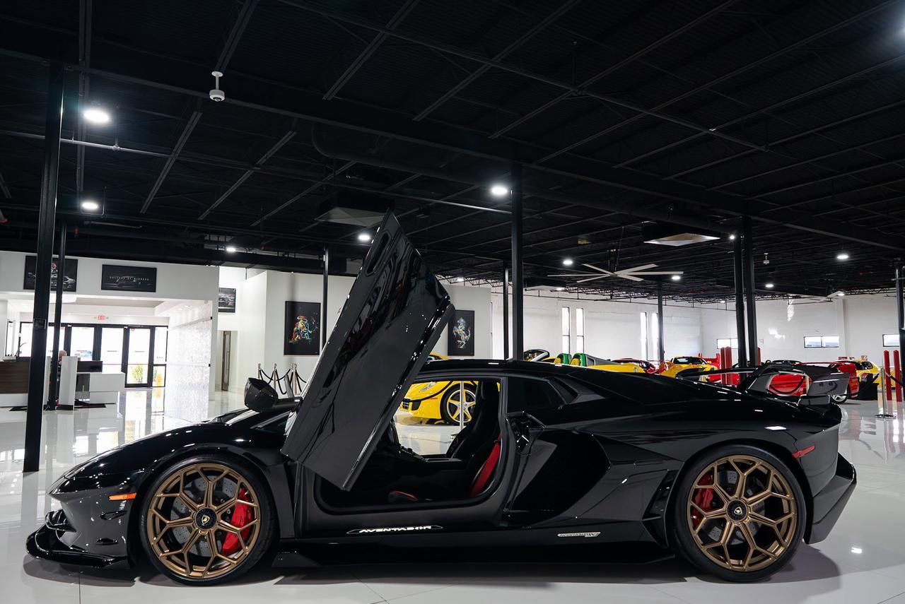 2019 Lamborghini Aventador SVJ Nero Aldebaran paint, Rosso Mars calipers, Ad Personam interior, carbon galore AND MUCH MORE!! Fort Lauderdale FL