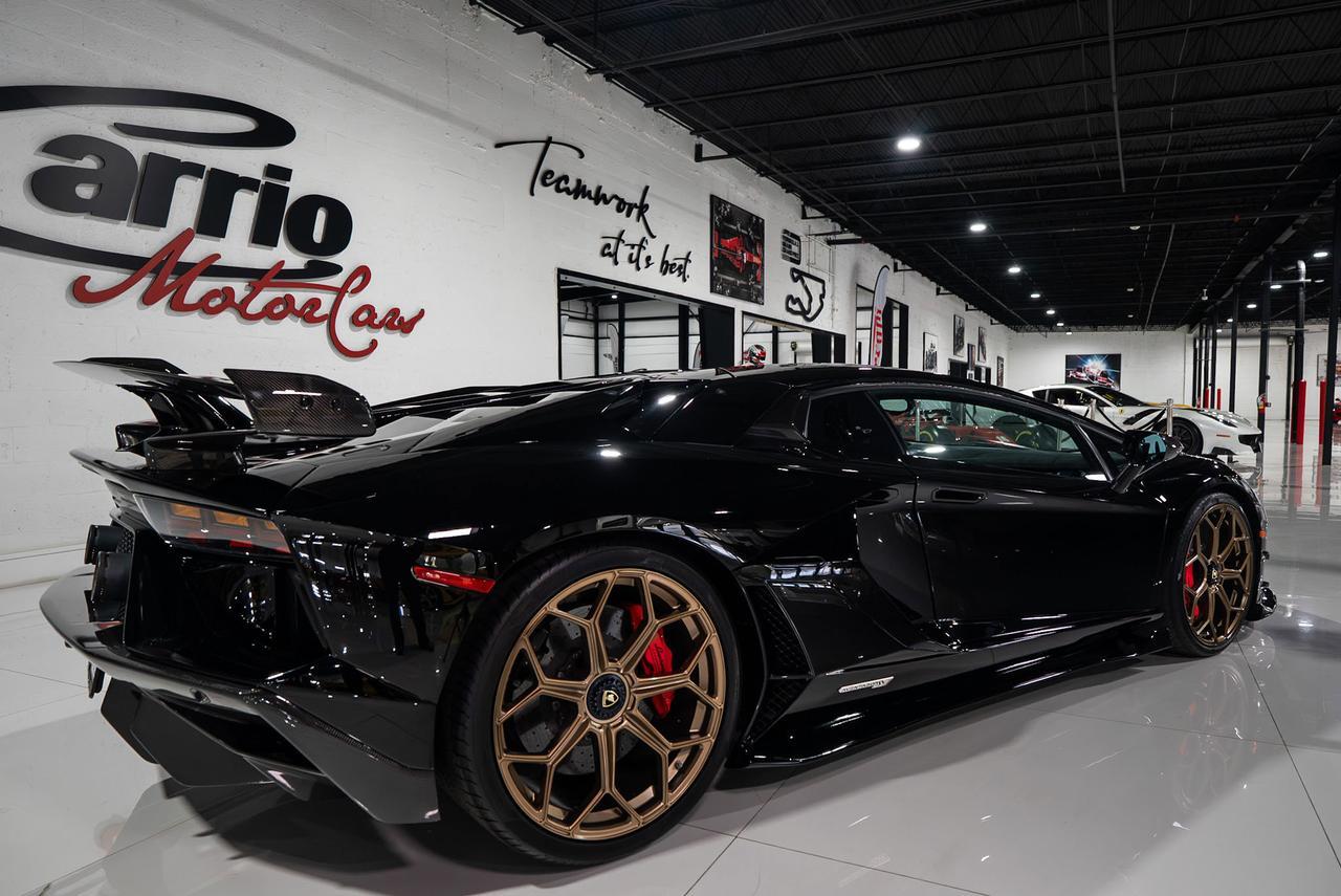 2019 Lamborghini Aventador SVJ Nero Aldebaran paint, Rosso Mars calipers, Ad Personam interior, carbon galore AND MUCH MORE!! Fort Lauderdale FL