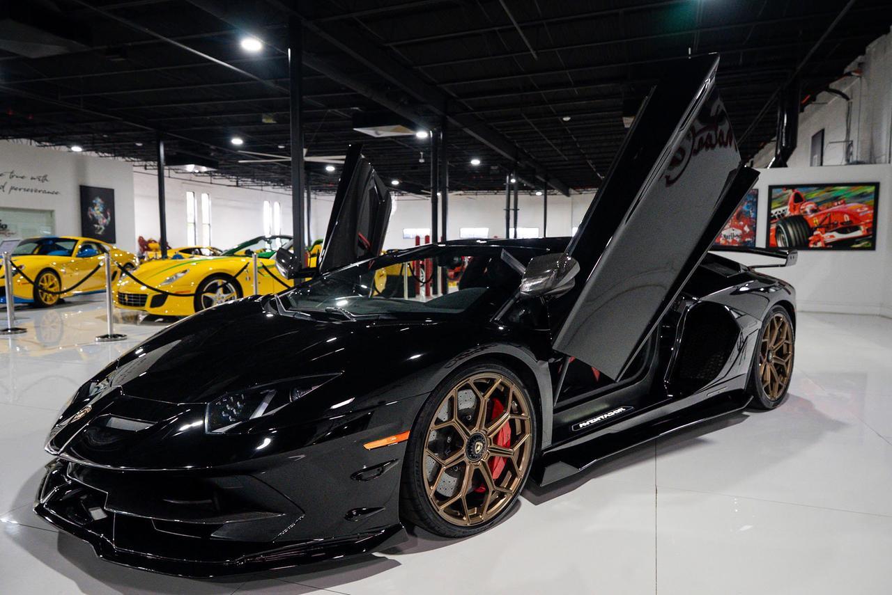 2019 Lamborghini Aventador SVJ Nero Aldebaran paint, Rosso Mars calipers, Ad Personam interior, carbon galore AND MUCH MORE!! Fort Lauderdale FL