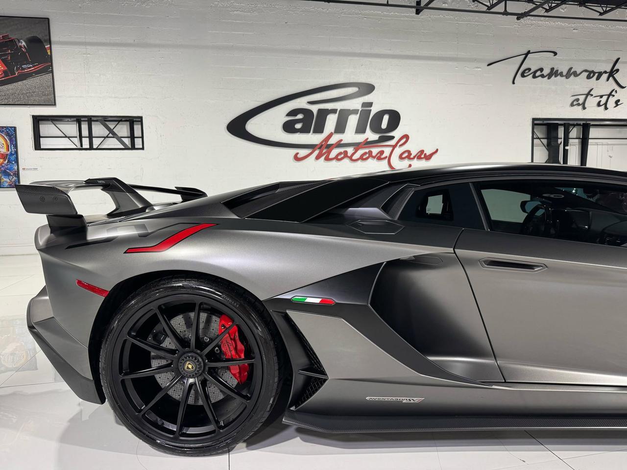 2019 Lamborghini Aventador SVJ TWIN TURBO!! Grigio Titans paint, factory two-tone, Sensonum audio, carbon fiber galore & MORE!! Fort Lauderdale FL
