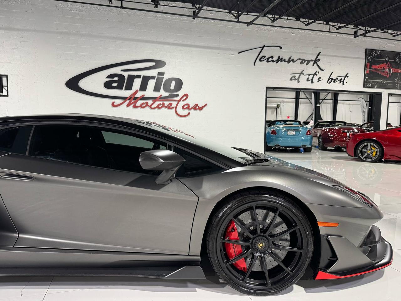 2019 Lamborghini Aventador SVJ TWIN TURBO!! Grigio Titans paint, factory two-tone, Sensonum audio, carbon fiber galore & MORE!! Fort Lauderdale FL