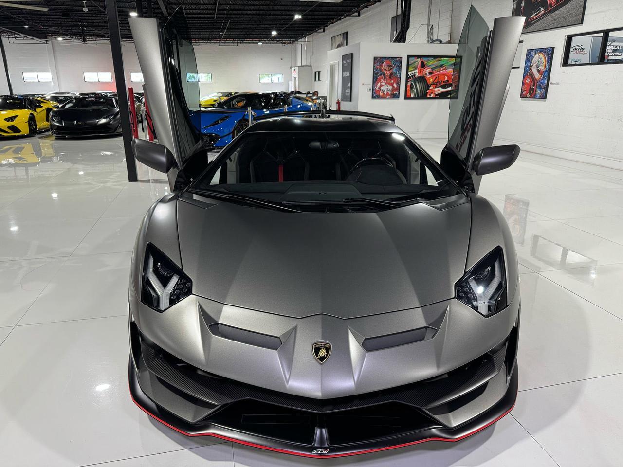 2019 Lamborghini Aventador SVJ TWIN TURBO!! Grigio Titans paint, factory two-tone, Sensonum audio, carbon fiber galore & MORE!! Fort Lauderdale FL
