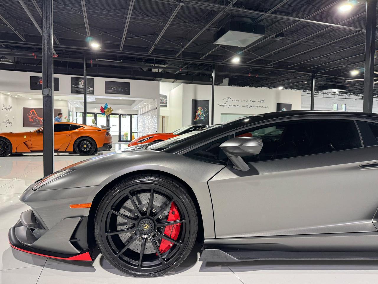 2019 Lamborghini Aventador SVJ TWIN TURBO!! Grigio Titans paint, factory two-tone, Sensonum audio, carbon fiber galore & MORE!! Fort Lauderdale FL