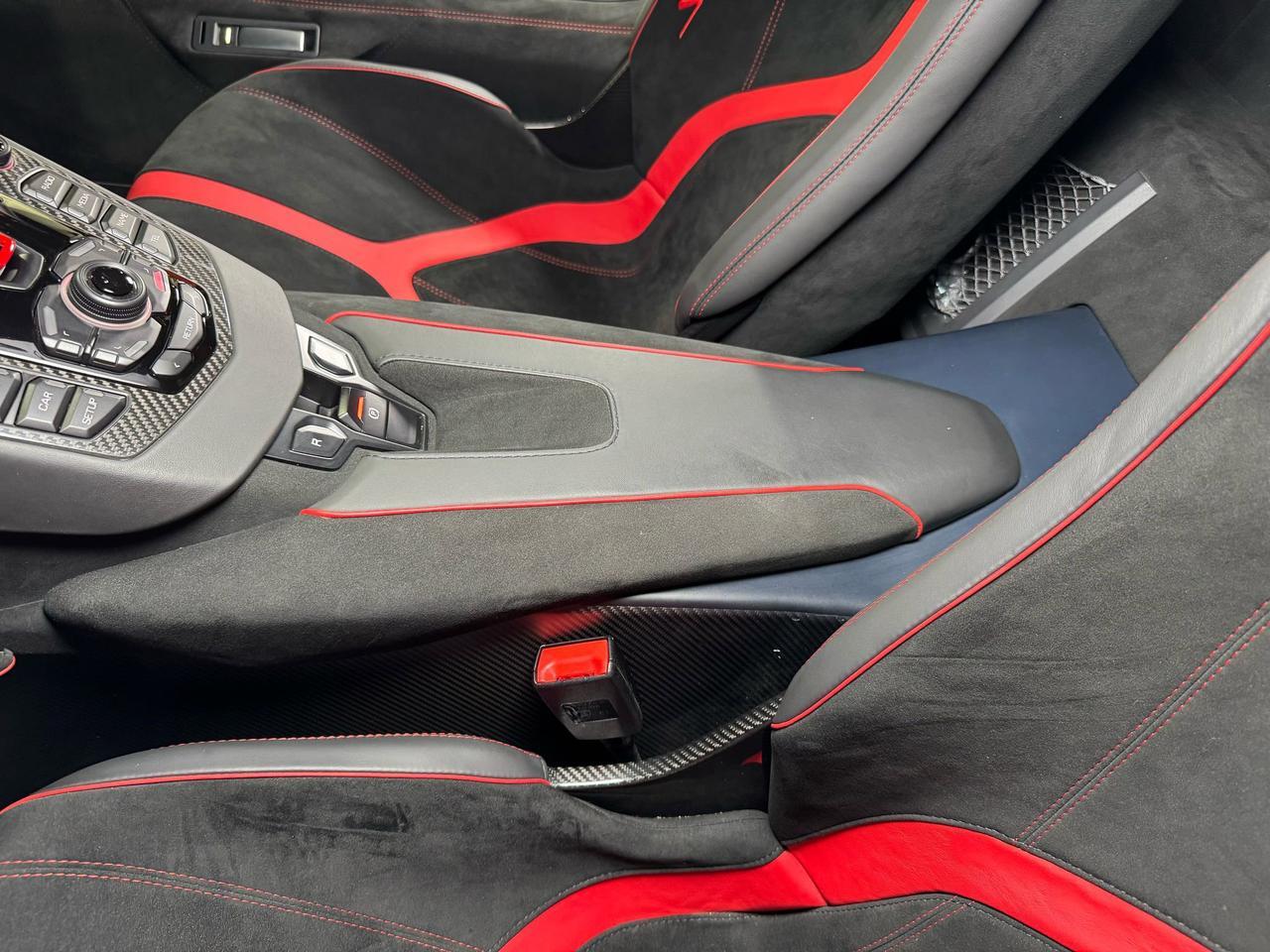 2019 Lamborghini Aventador SVJ TWIN TURBO!! Grigio Titans paint, factory two-tone, Sensonum audio, carbon fiber galore & MORE!! Fort Lauderdale FL