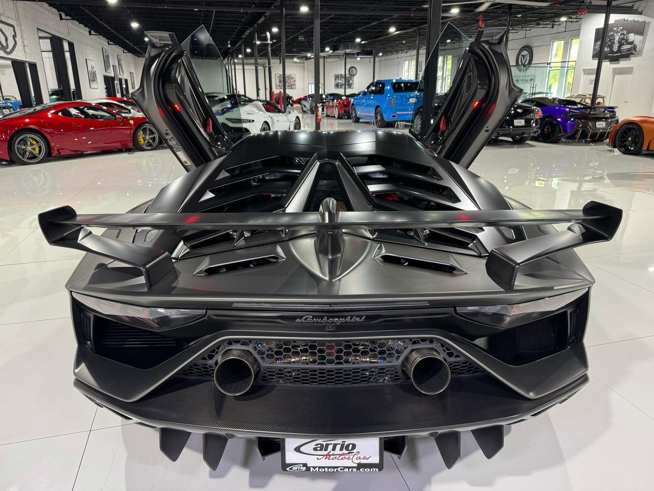 2019 Lamborghini Aventador SVJ TWIN TURBO!! Grigio Titans paint, factory two-tone, Sensonum audio, carbon fiber galore & MORE!! Fort Lauderdale FL