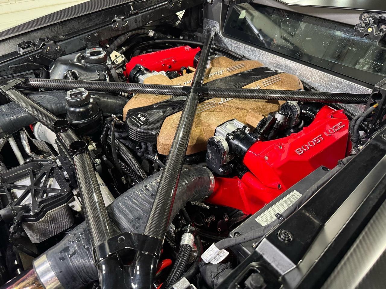 2019 Lamborghini Aventador SVJ TWIN TURBO!! Grigio Titans paint, factory two-tone, Sensonum audio, carbon fiber galore & MORE!! Fort Lauderdale FL