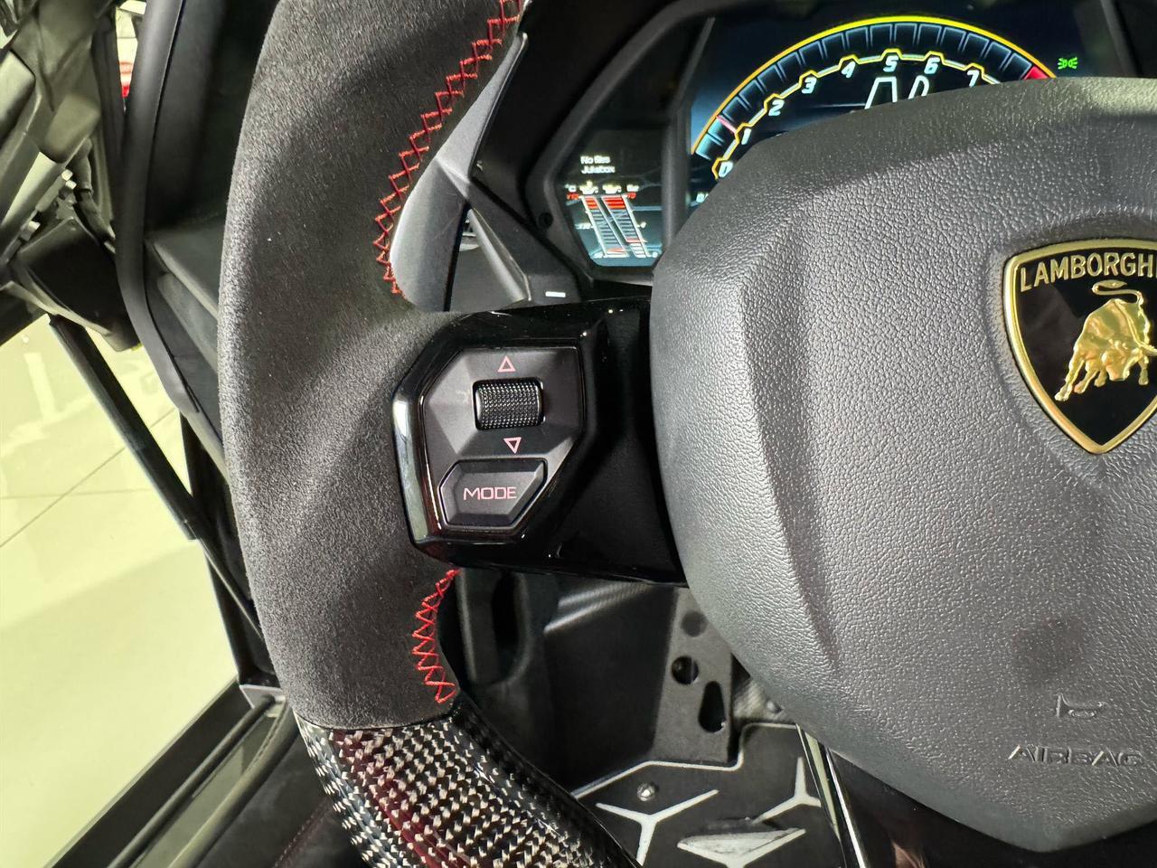 2019 Lamborghini Aventador SVJ TWIN TURBO!! Grigio Titans paint, factory two-tone, Sensonum audio, carbon fiber galore & MORE!! Fort Lauderdale FL