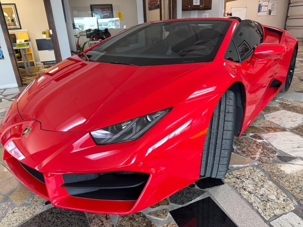 2019 Lamborghini Huracan HURACAN~CONVERTIBLE~LOW MILES!!!!~5.2 V10~CLEAN CARFAX~SERVICED AT LOCAL LAMBORGHINI~STORED INDOORS~ONLINE FINANCE AND SHIPPING AVAILABLE!!!!!