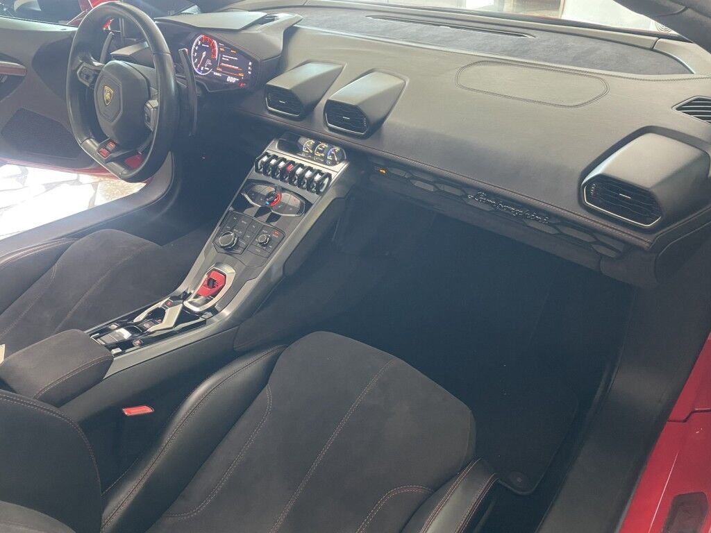 2019 Lamborghini Huracan HURACAN~CONVERTIBLE~LOW MILES!!!!~5.2 V10~CLEAN CARFAX~SERVICED Sarasota FL