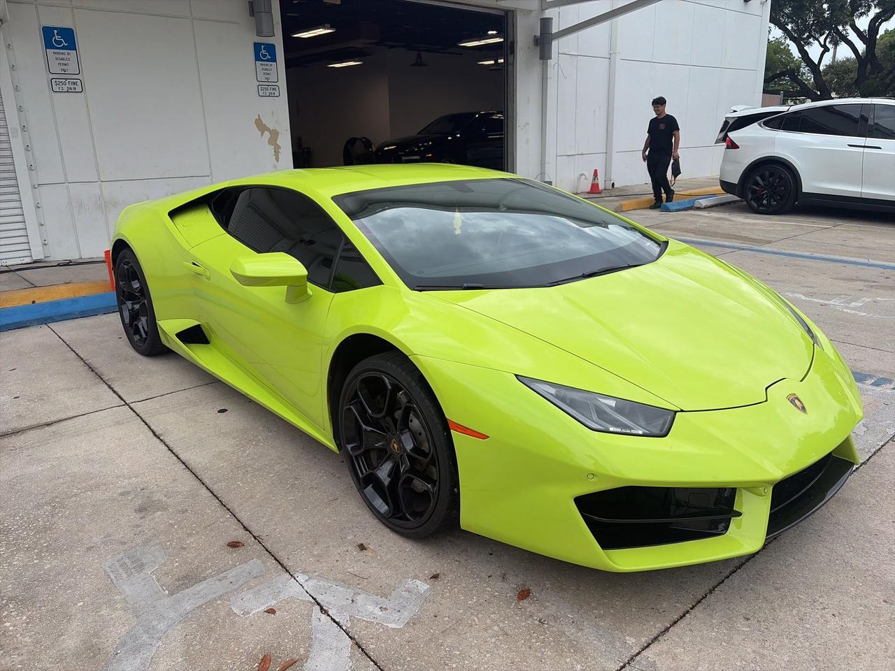 2019 Lamborghini Huracan LP580-2