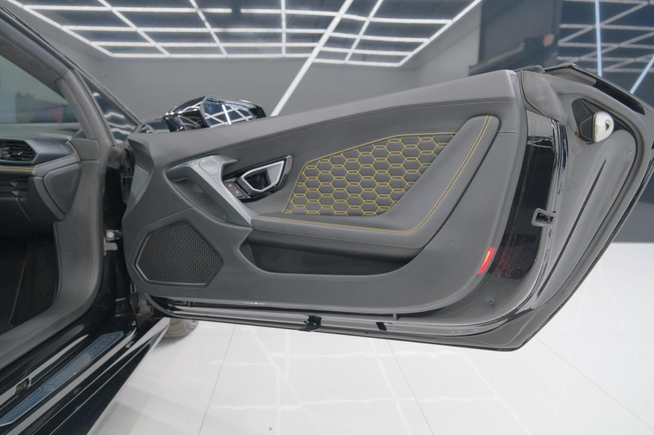 2019 Lamborghini Huracan LP580-2 Miami FL