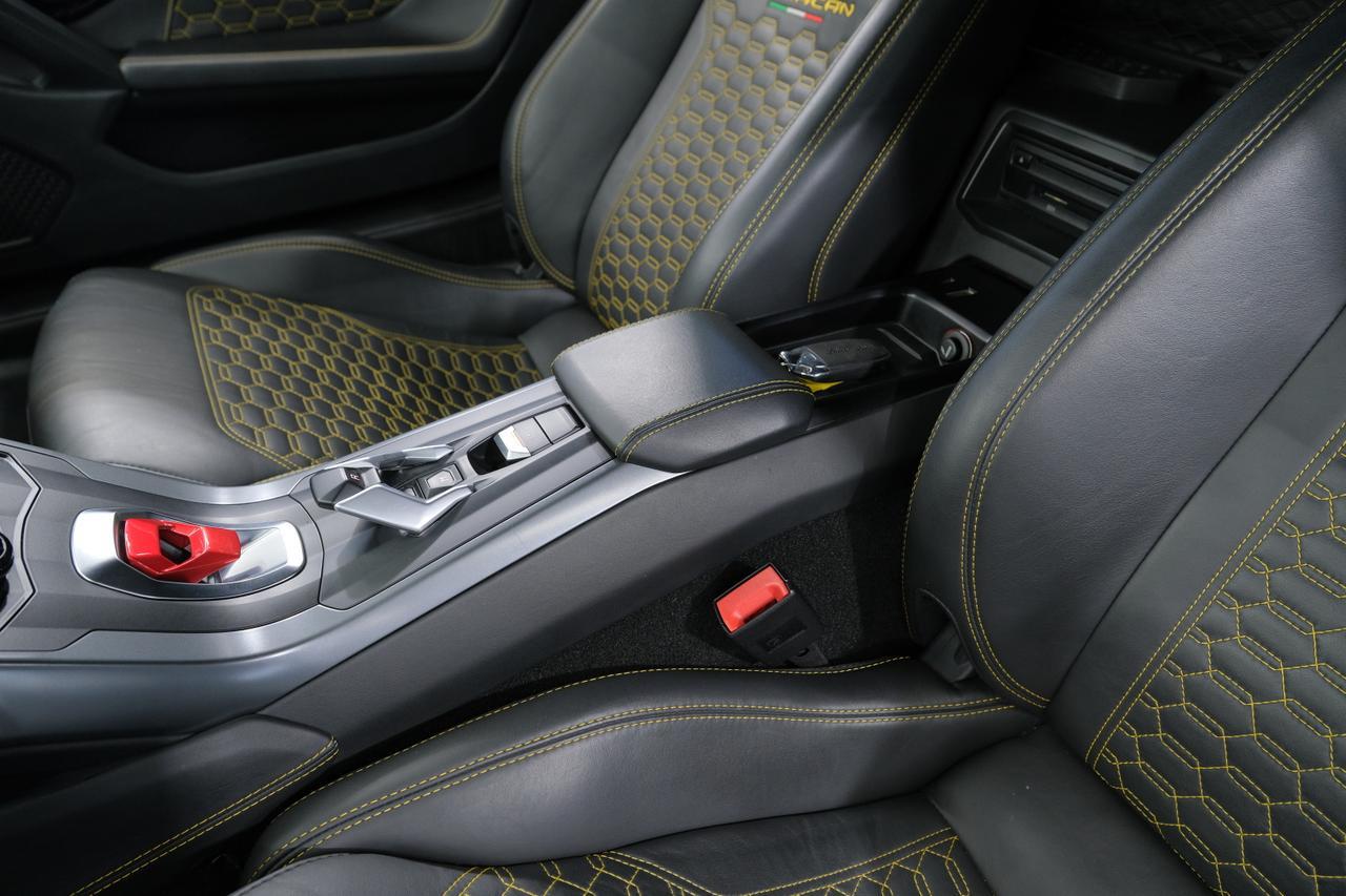 2019 Lamborghini Huracan LP580-2 Miami FL