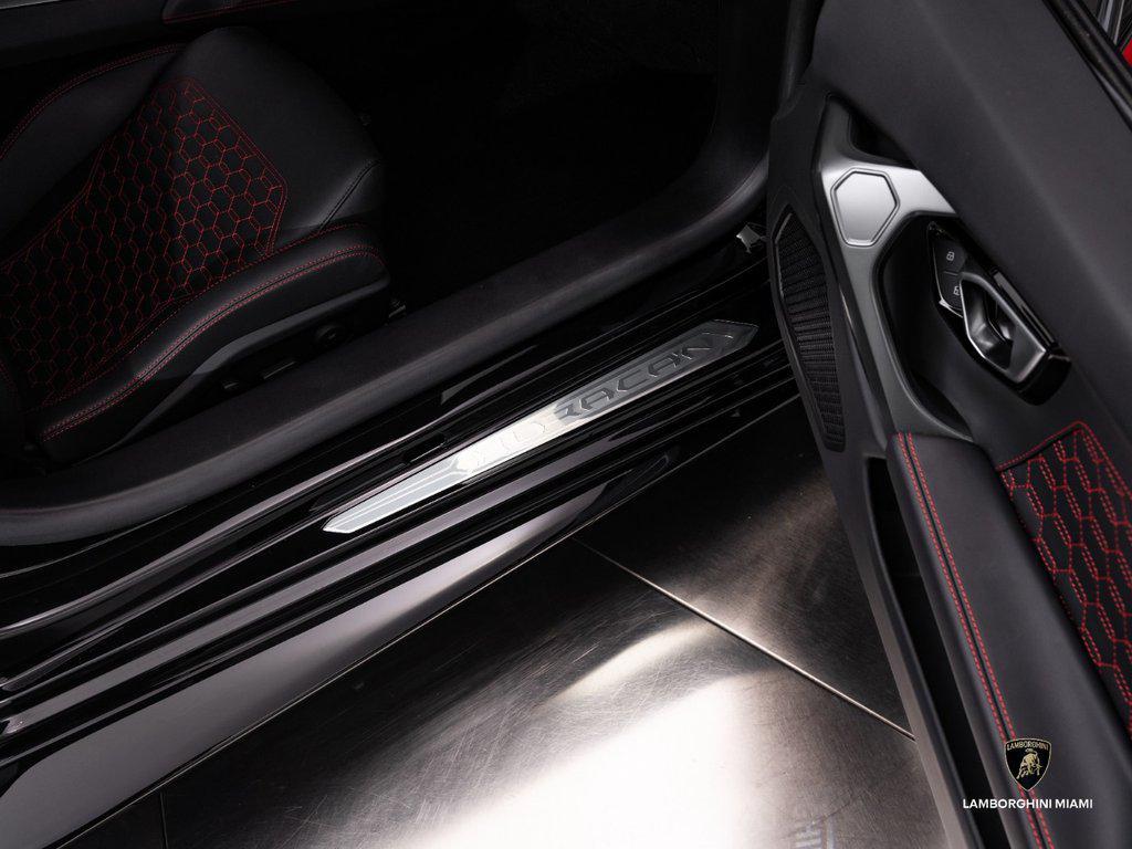 2019 Lamborghini Huracan LP580-2 North Miami Beach FL